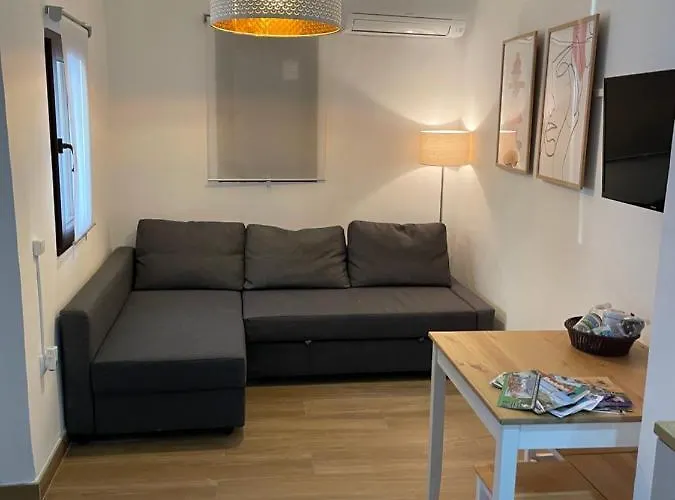 Casa Tia Maria 펜션 나발루엔가